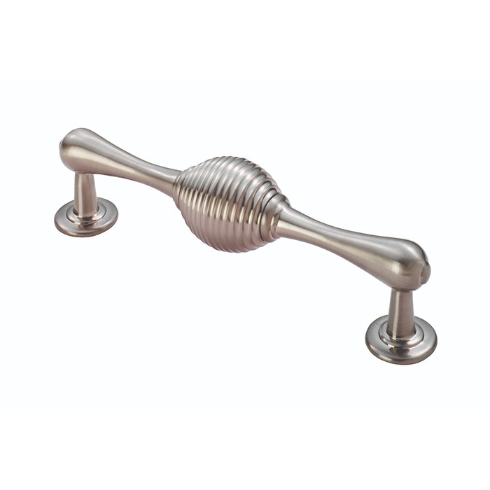 Reeded Pull Handle